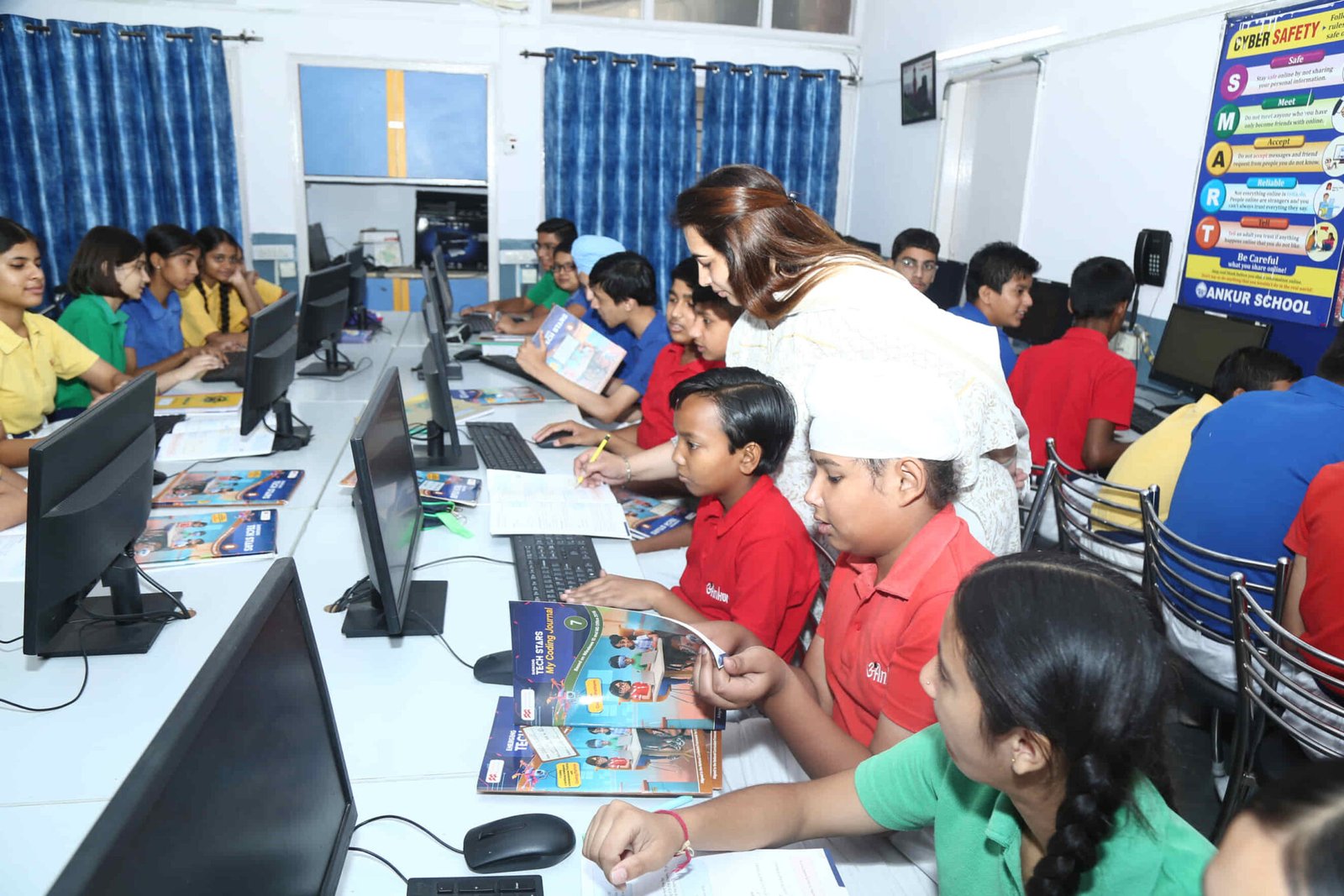 E7 Computer Lab Computer Lab – ankurschoolchd.in