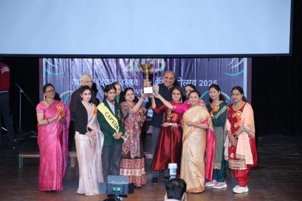 582773629_1297265725535760_4168438399612429658_n